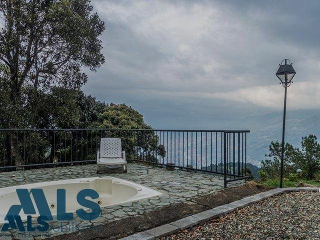 House in Envigado, Retiro, Colombia 2 - 16208326
