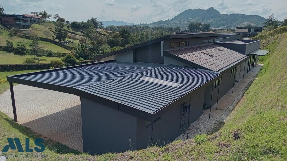 House in El Carmen de Viboral, Antioquia, Colombia 2 - 16208370