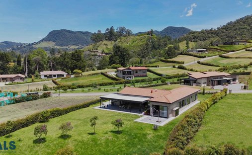 Haus in La Ceja, Departamento de Antioquia, Kolumbien 1