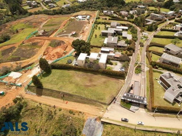 Land in Envigado, Antioquia, Colombia 4 - 16209003