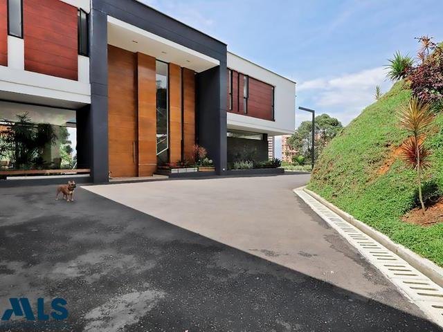 House in Santa Elena, Antioquia, Colombia 1 - 16208876