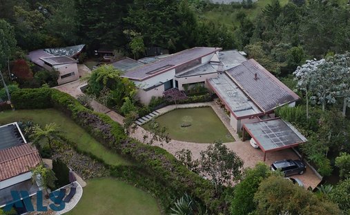 Casa en Envigado, Antioquia, Colombia 1