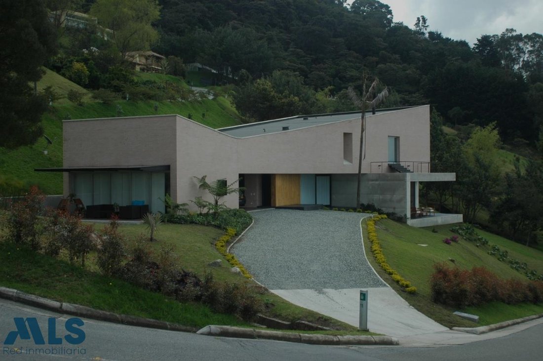 House in Medellín, Antioquia, Colombia 4 - 16208537