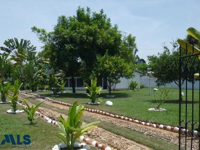Land in Melgar, Tolima, Colombia 1 - 16208445