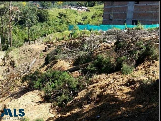 Land in Medellín, Antioquia, Colombia 1 - 16208266