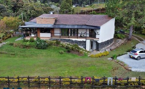 Casa en Vereda El Penasco, Antioquia, Colombia 1