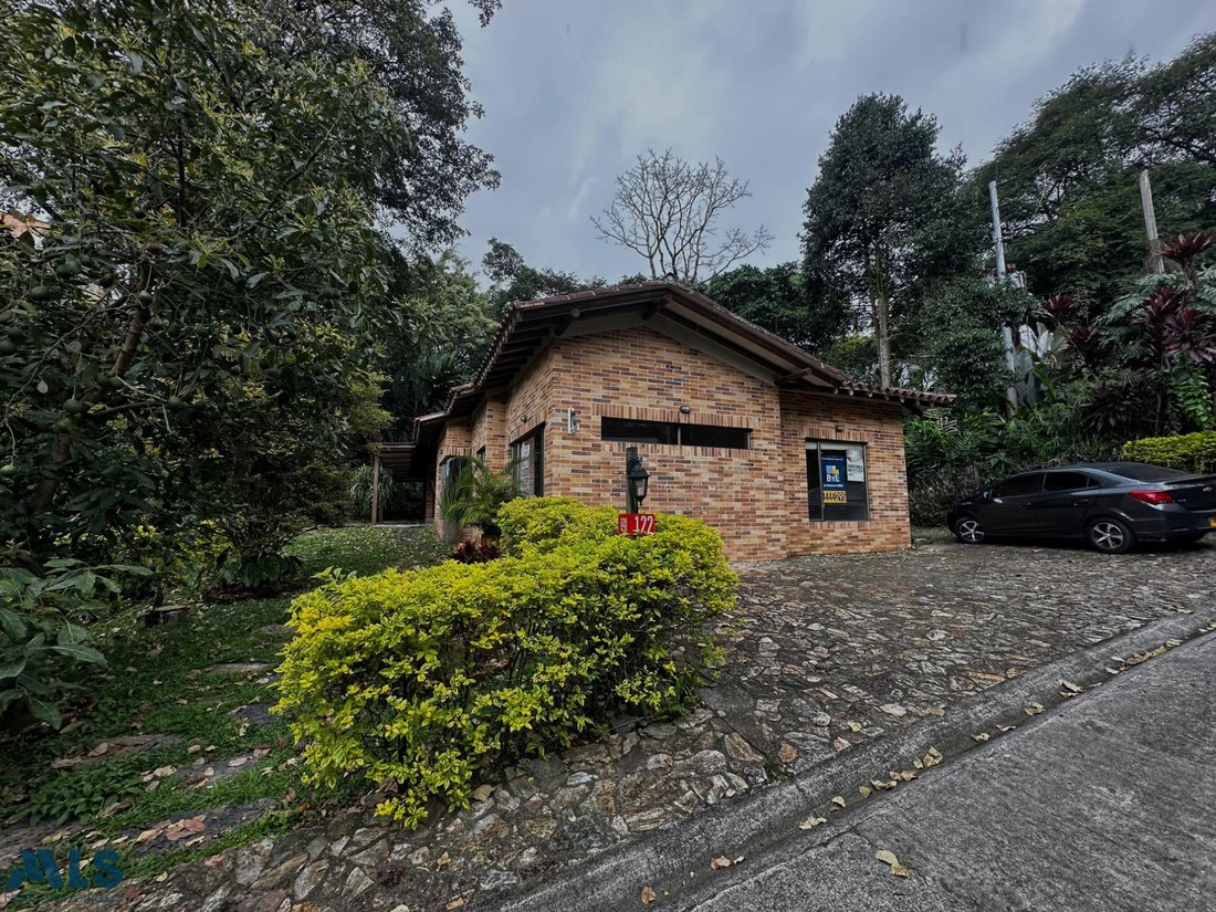 House in Envigado, Antioquia, Colombia 2 - 16208980