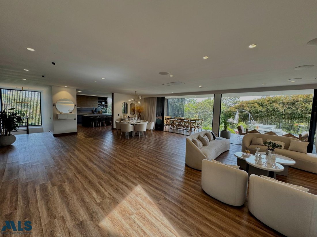 House in Envigado, Antioquia, Colombia 5 - 16208799