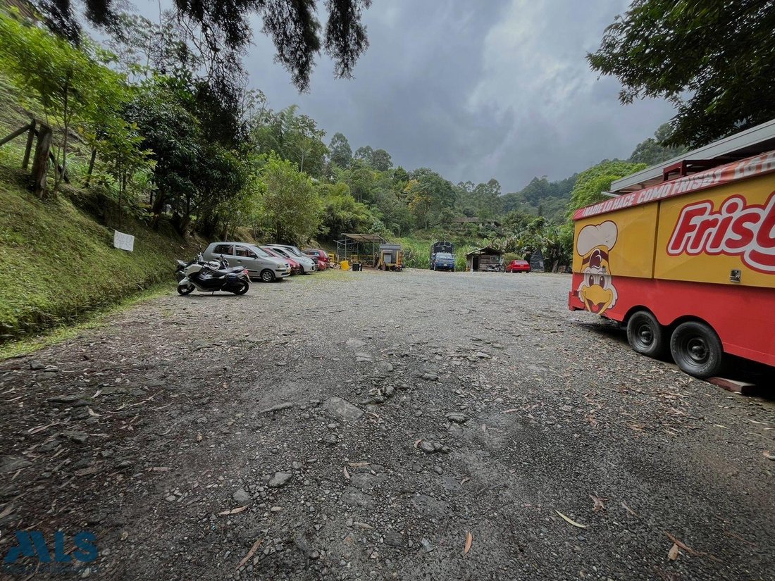 Land in Envigado, Antioquia, Colombia 2 - 16208410