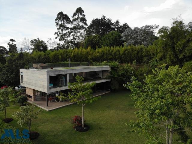 House in Medellín, Antioquia, Colombia 1 - 16208681