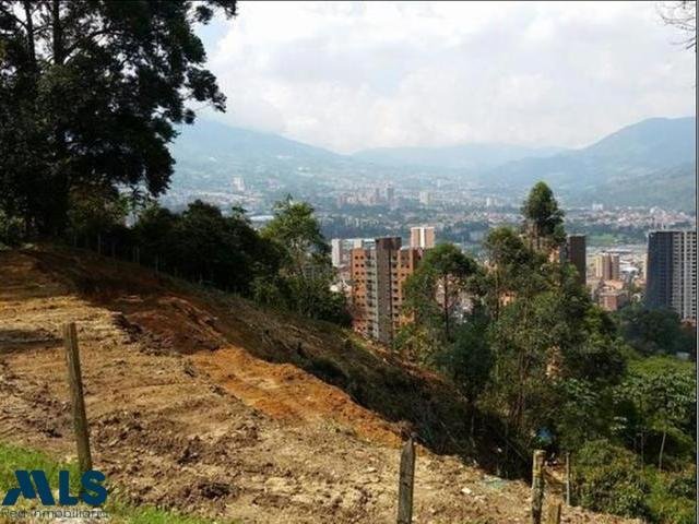 Land in Medellín, Antioquia, Colombia 5 - 16208266