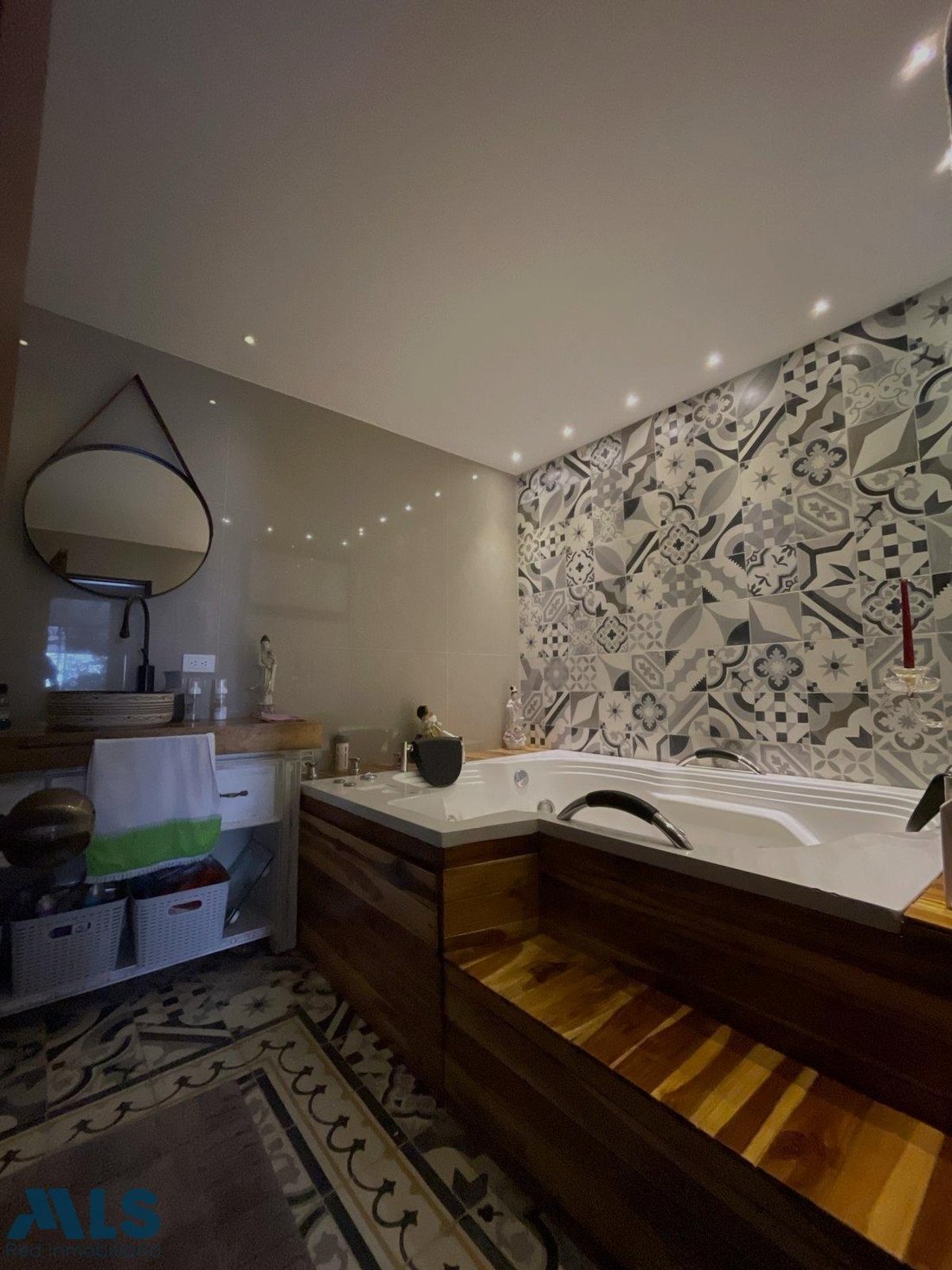 House in Medellín, Antioquia, Colombia 5 - 16208764