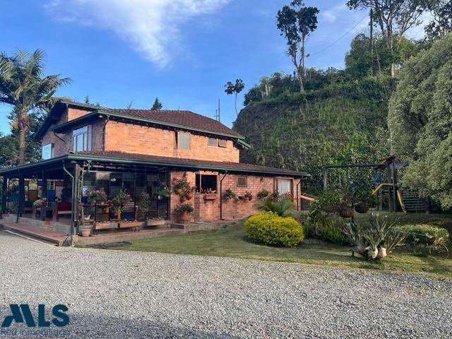 House in Medellín, Antioquia, Colombia 3 - 16209017
