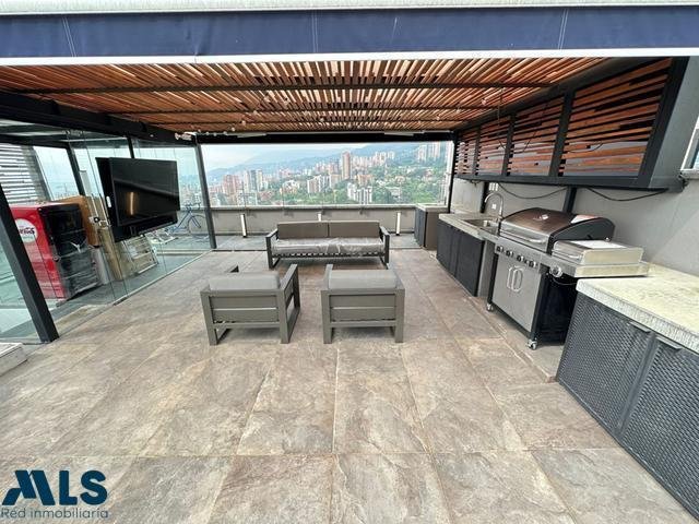 Apartment in Medellín, Antioquia, Colombia 2 - 16208355