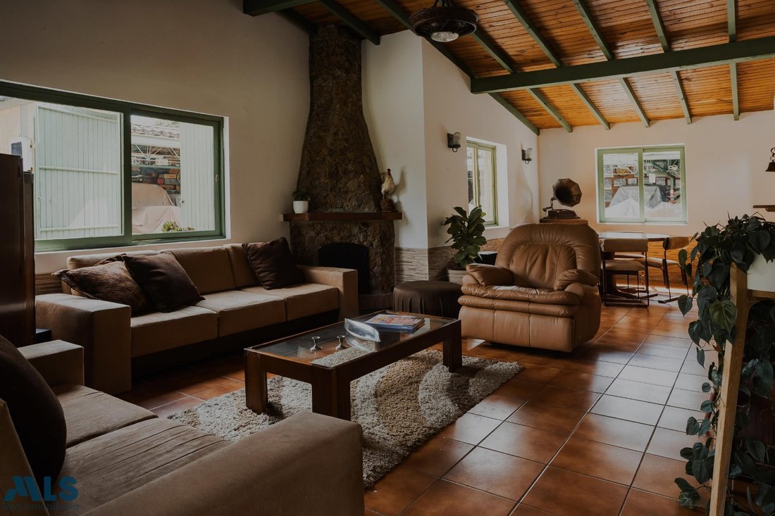 House in La Fe, Antioquia, Colombia 2 - 16208747