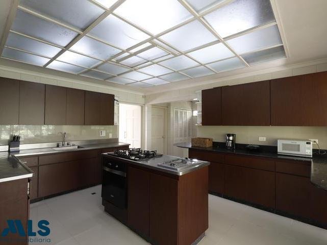 House in Medellín, Antioquia, Colombia 5 - 16209034