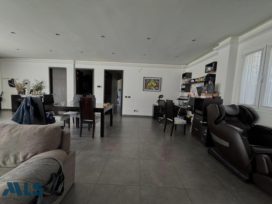 House in Sabaneta, Antioquia, Colombia 3 - 16208230