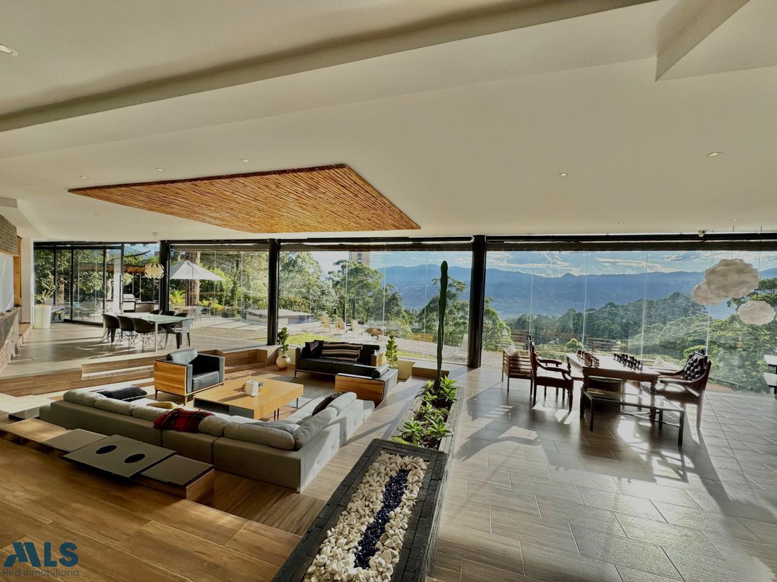 House in Medellín, Antioquia, Colombia 5 - 16208524