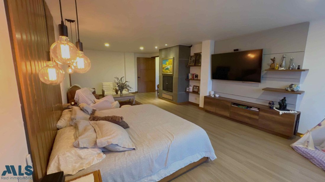 House in Envigado, Antioquia, Colombia 4 - 16208362