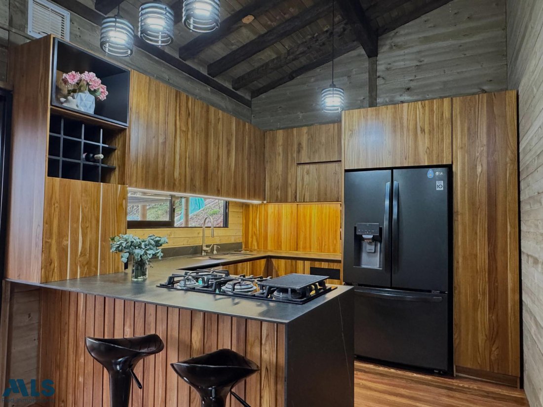House in Envigado, Antioquia, Colombia 3 - 16208656