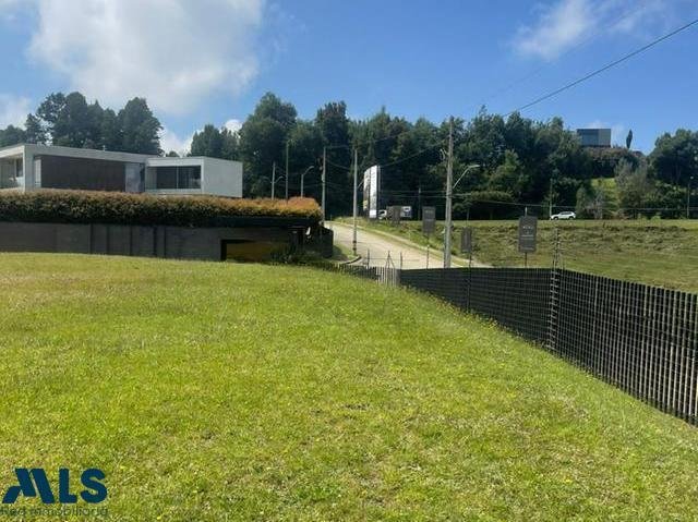 Land in Envigado, Antioquia, Colombia 1 - 16209003