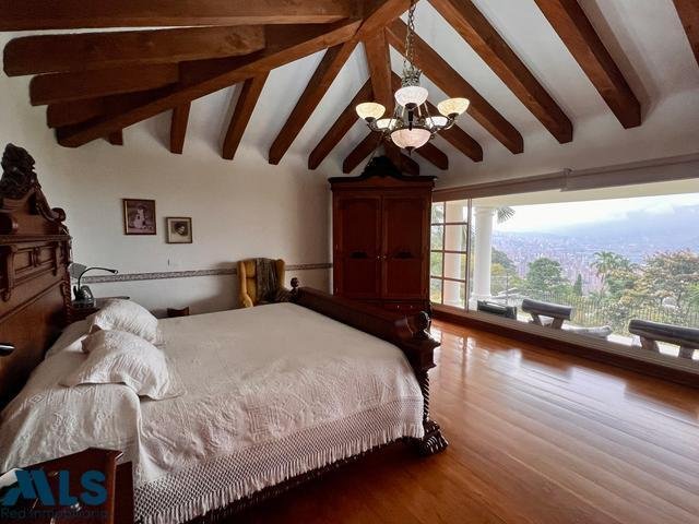 House in Medellín, Antioquia, Colombia 5 - 16208743
