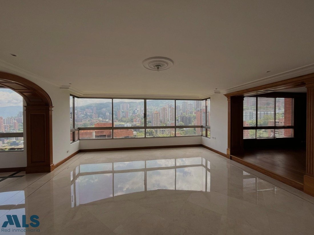 Apartment in Medellín, Antioquia, Colombia 3 - 16208349