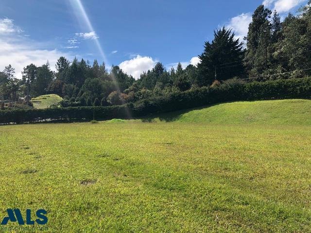 Land in Envigado, Antioquia, Colombia 1 - 16208561