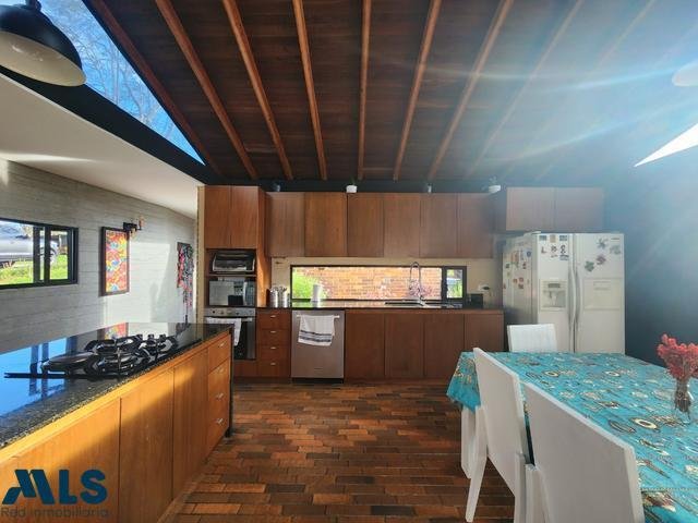 House in Vereda El Penasco, Antioquia, Colombia 3 - 16208776