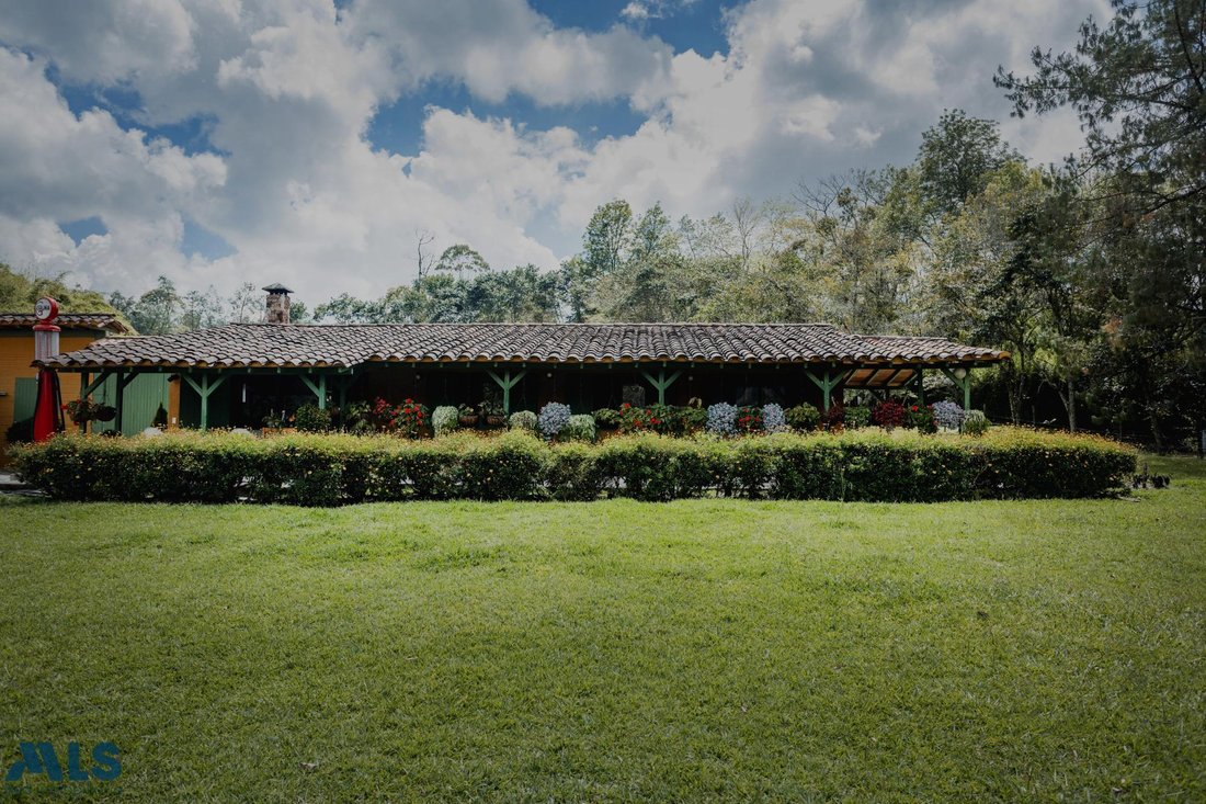 House in La Fe, Antioquia, Colombia 1 - 16208747