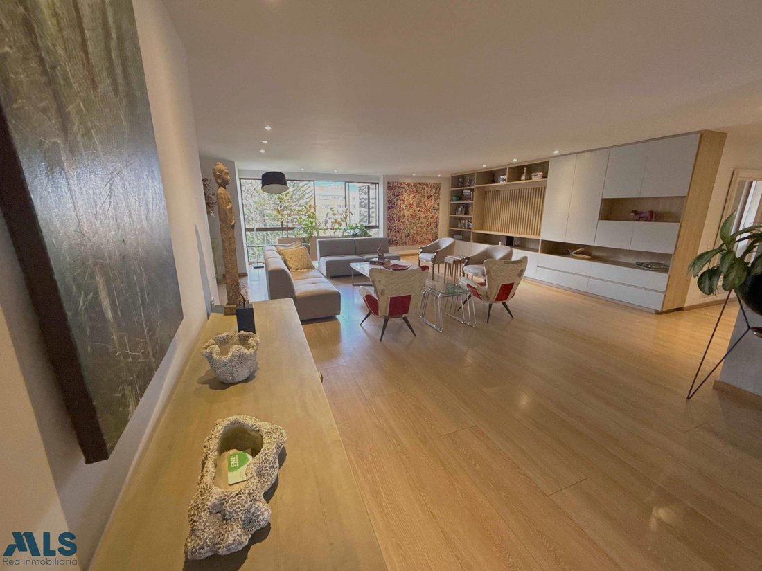 Apartment in Medellín, Antioquia, Colombia 4 - 16208612