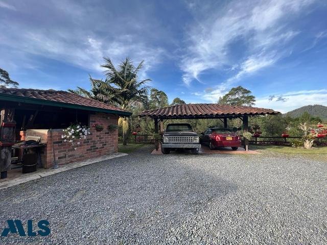 House in Medellín, Antioquia, Colombia 2 - 16209017