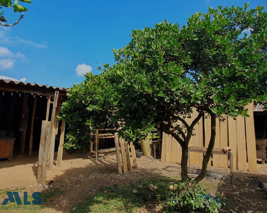 Land in La Ceja, Antioquia, Colombia 5 - 16208290