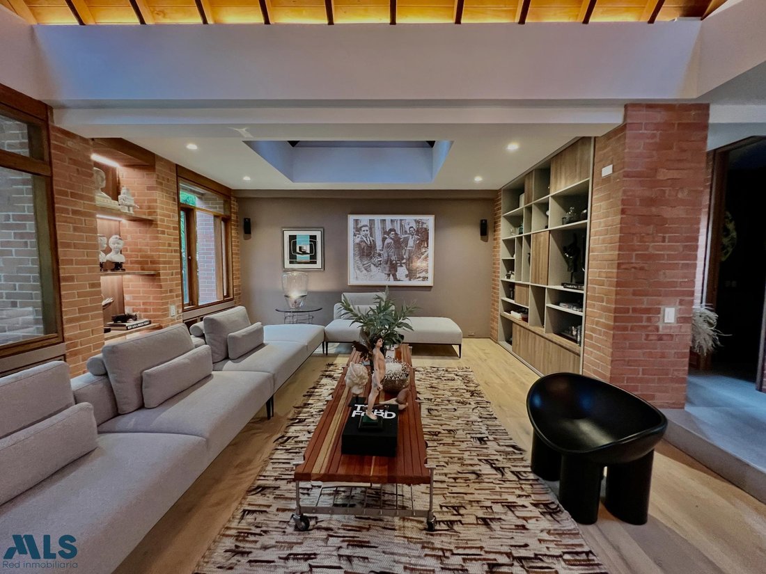 House in Medellín, Antioquia, Colombia 3 - 16208852