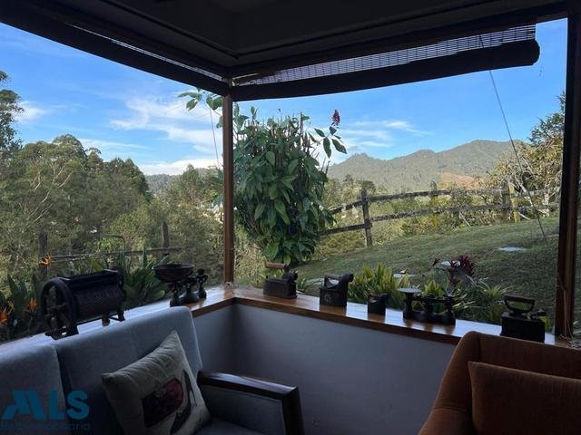 House in Medellín, Antioquia, Colombia 4 - 16209017