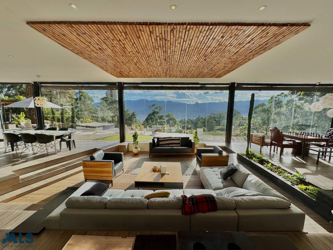 House in Medellín, Antioquia, Colombia 1 - 16208524