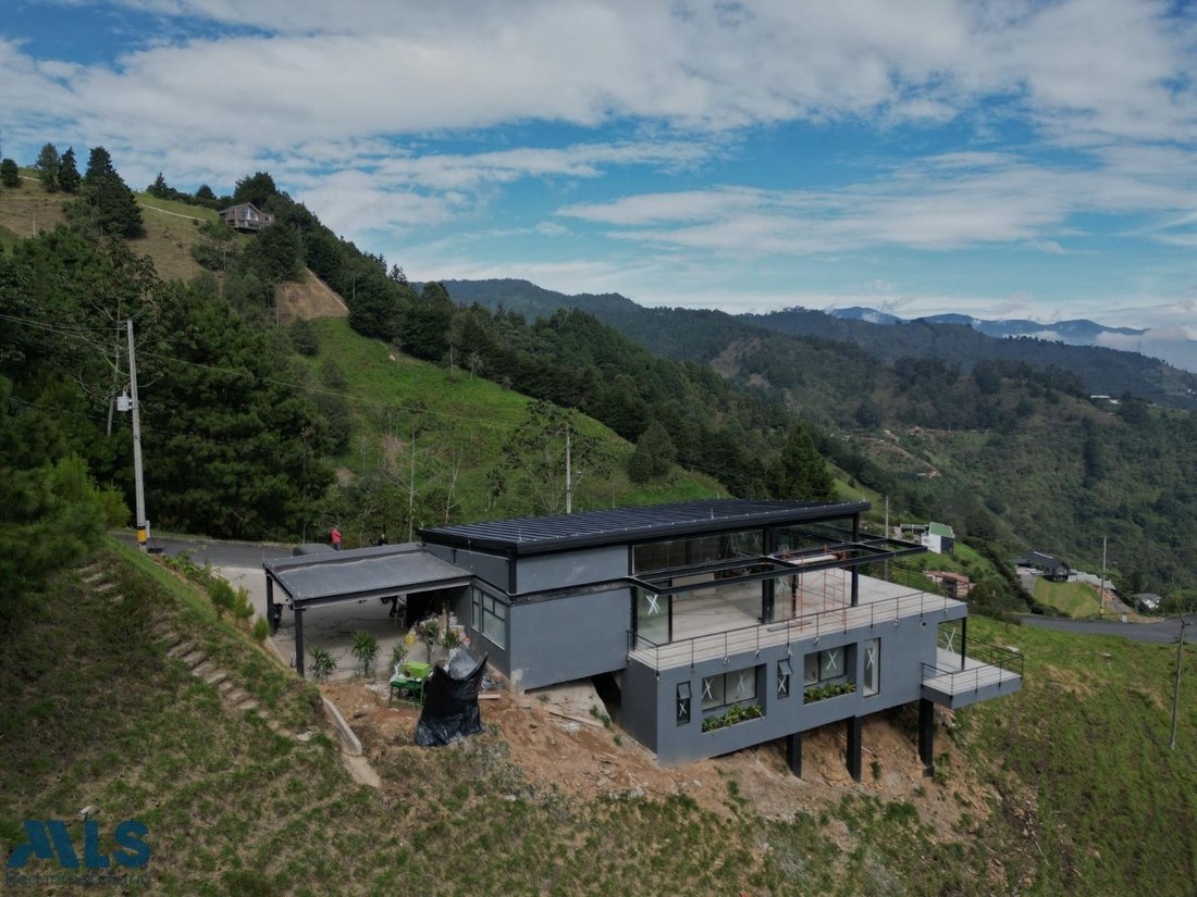 House in Envigado, Antioquia, Colombia 5 - 16208615