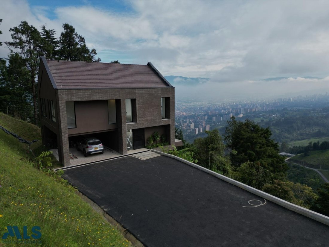 House in Envigado, Envigado, Colombia 1 - 16208629