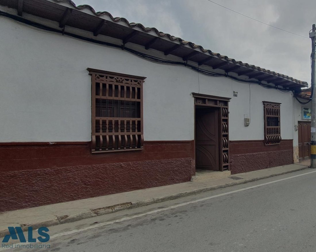 Land in La Ceja, Antioquia, Colombia 1 - 16208290