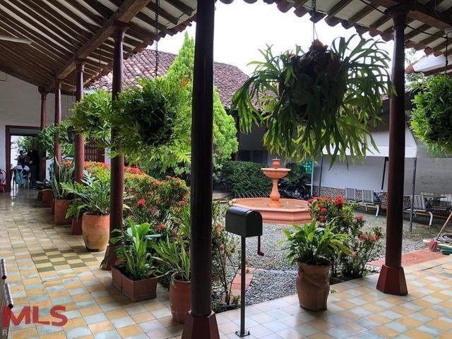 House in Bogota, Bogota, Colombia 1 - 16208438