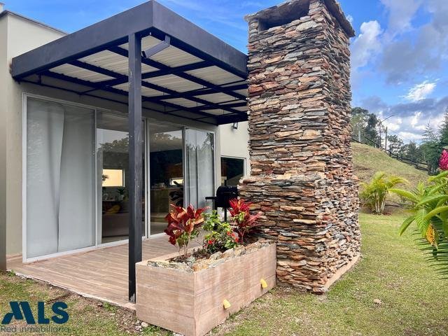 House in Medellín, Antioquia, Colombia 3 - 16208738