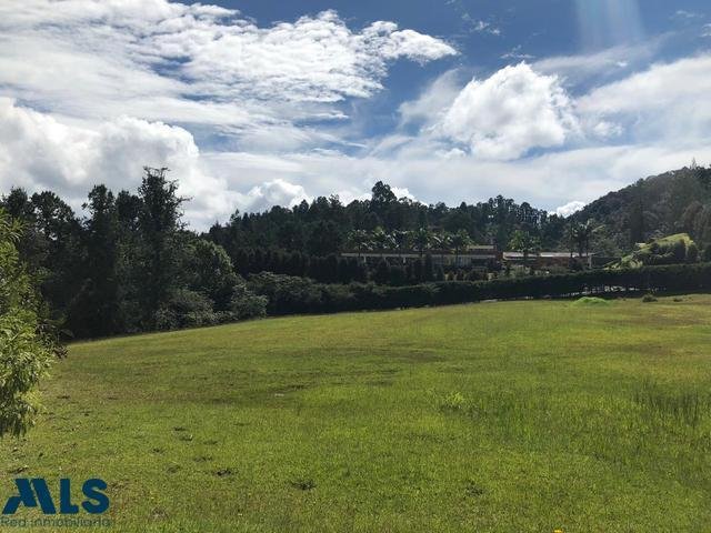 Land in Envigado, Antioquia, Colombia 3 - 16208561