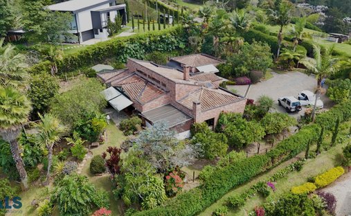 House in Rionegro, Rionegro, Colombia 1