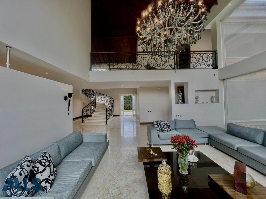 House in Bogota, Bogotá, Colombia 4 - 16208659
