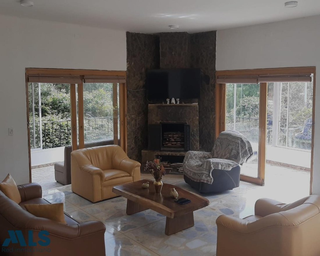 House in Envigado, Antioquia, Colombia 3 - 16208723
