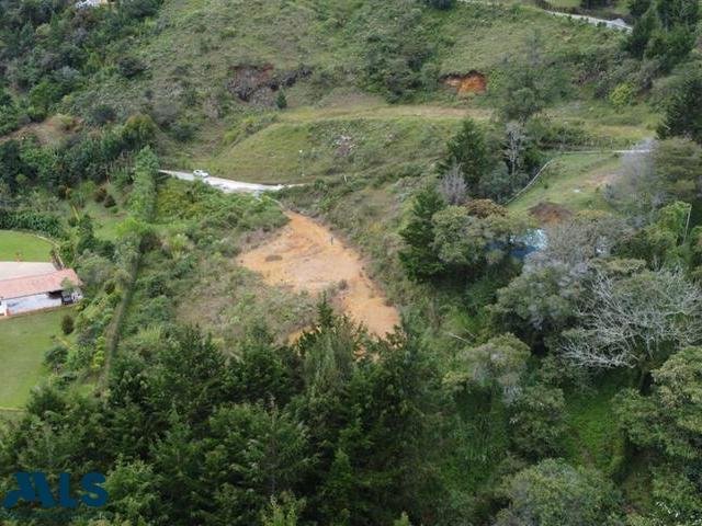Land in Pozo Rubio, Antioquia, Colombia 2 - 16208934