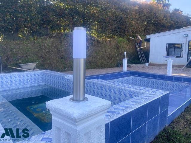 House in Medellín, Antioquia, Colombia 5 - 16208439