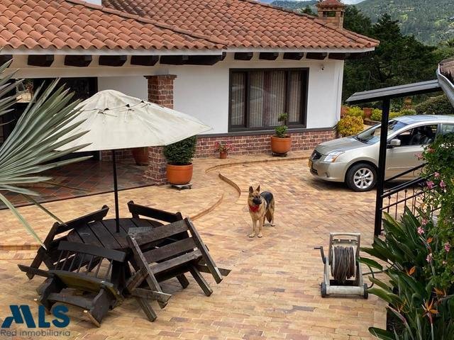 House in Medellín, Antioquia, Colombia 3 - 16208592