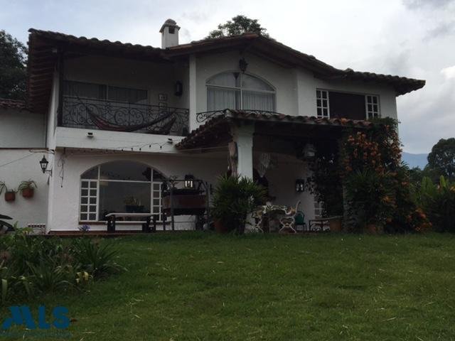 House in Envigado, Antioquia, Colombia 4 - 16208415