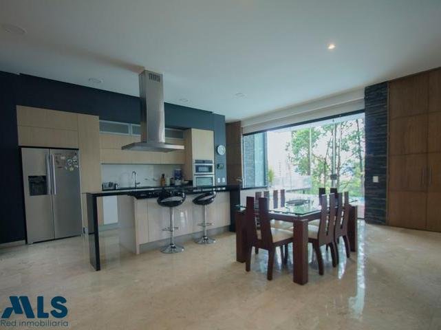 House in Santa Elena, Antioquia, Colombia 4 - 16208254